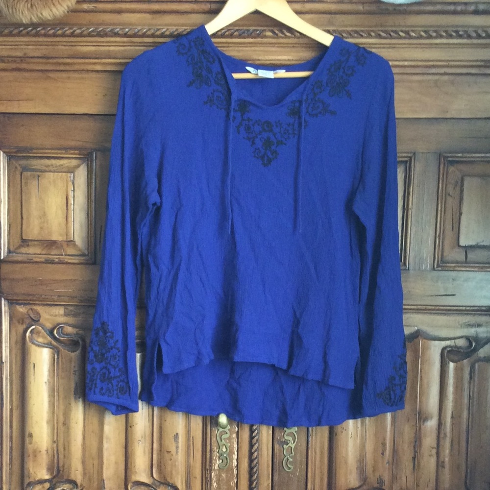Navy blue blouse 🔷